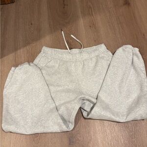 Grey lululemon sweatpants